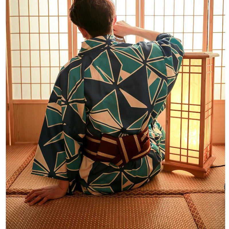 blue-and-white-men-kimono