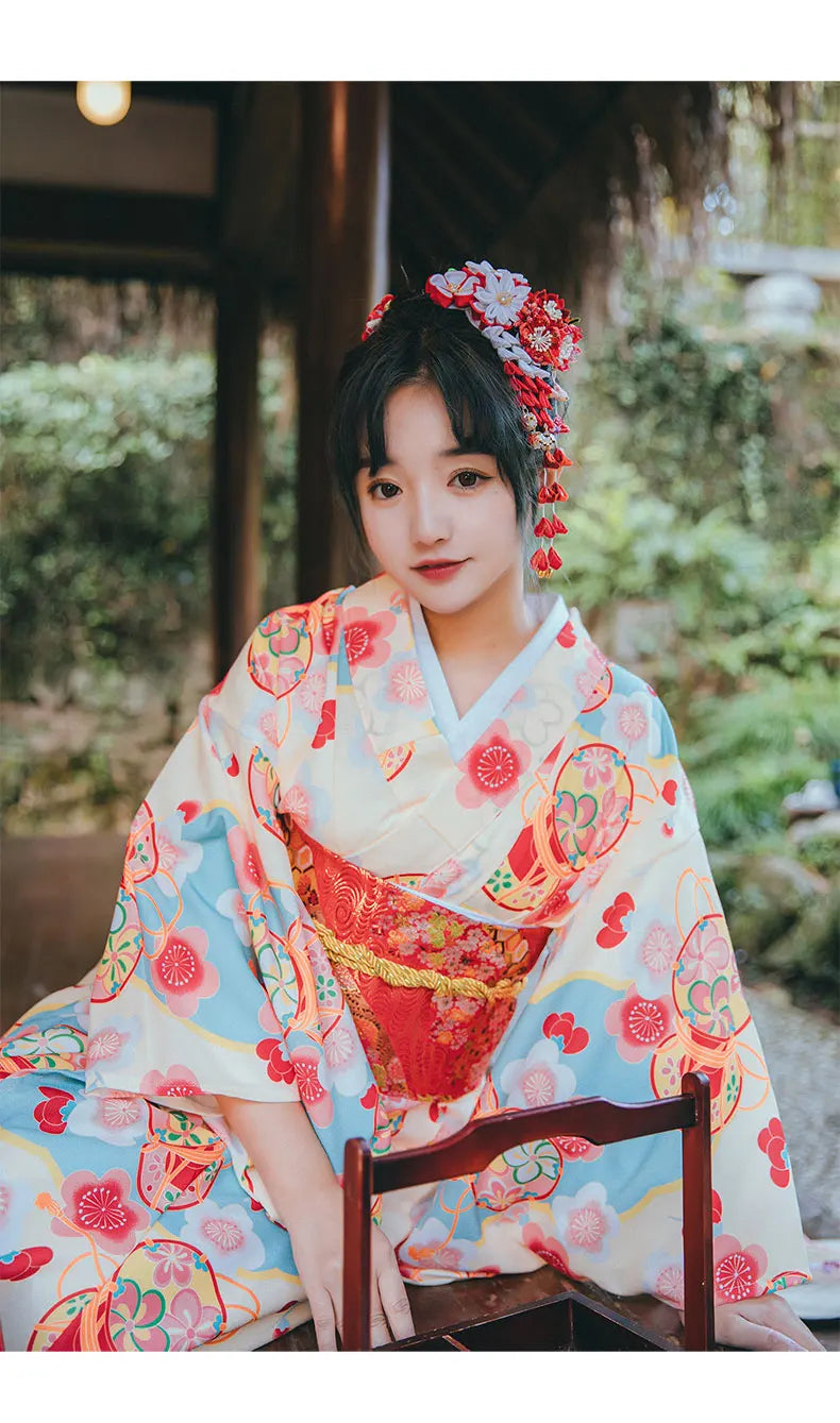 woman wearing japanese kimono woman