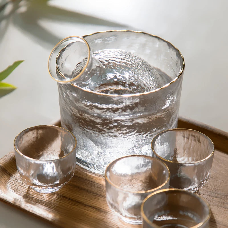 sake glass set with gold