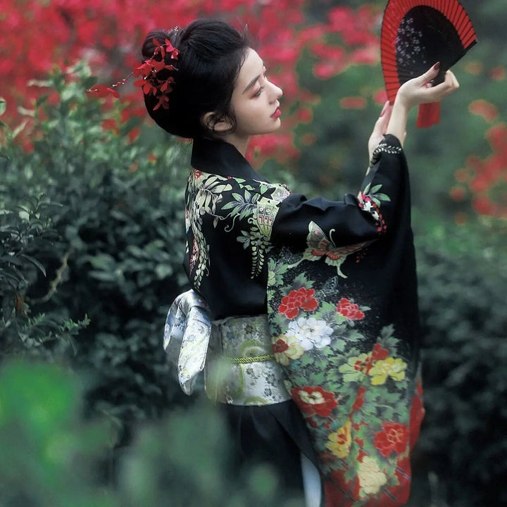 woman wearing black kimono robe